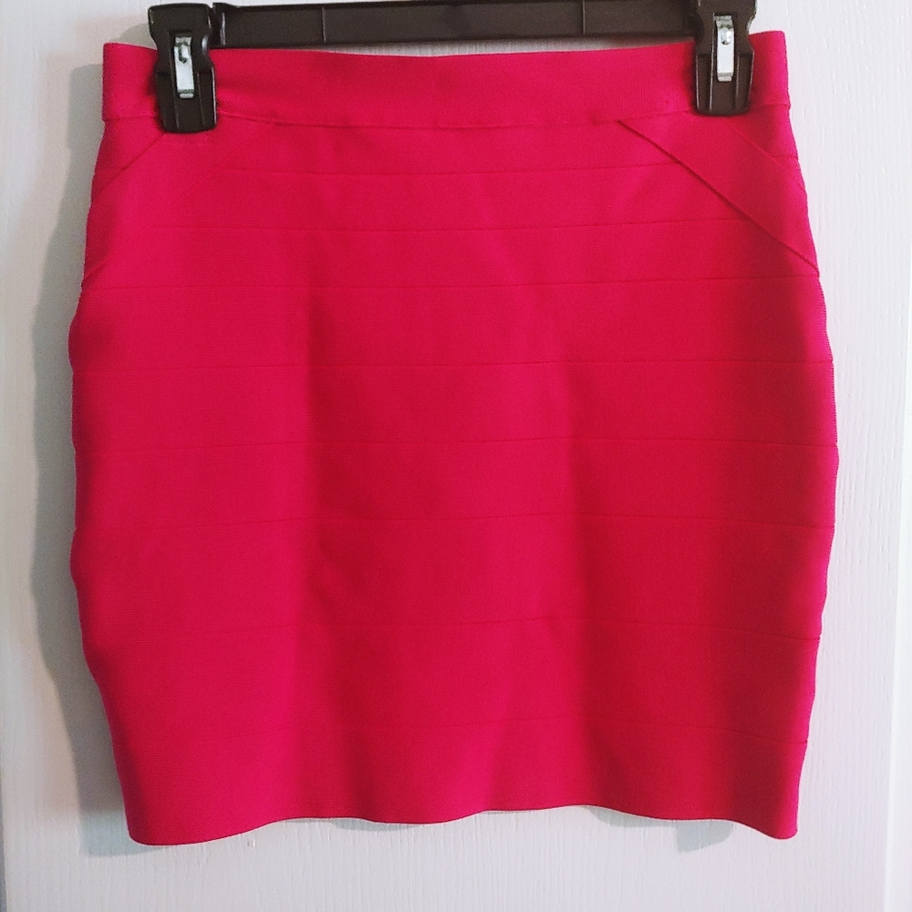 Bebe hot pink bandage skirt